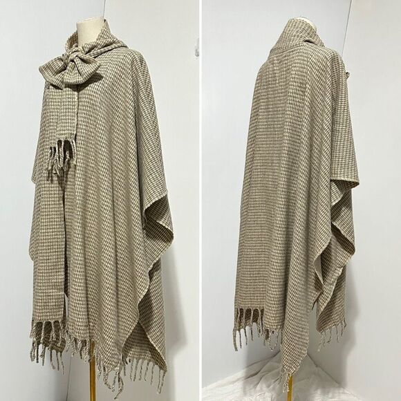 Vtg 70s Houndstooth Wool Poncho Fringe Shawl OS Warm Chic Academia Old Money - Picture 5 of 11